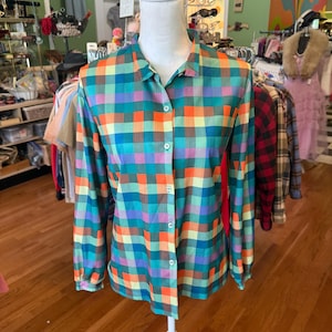Vintage 70's Plaid Button Up Shirt For Women
