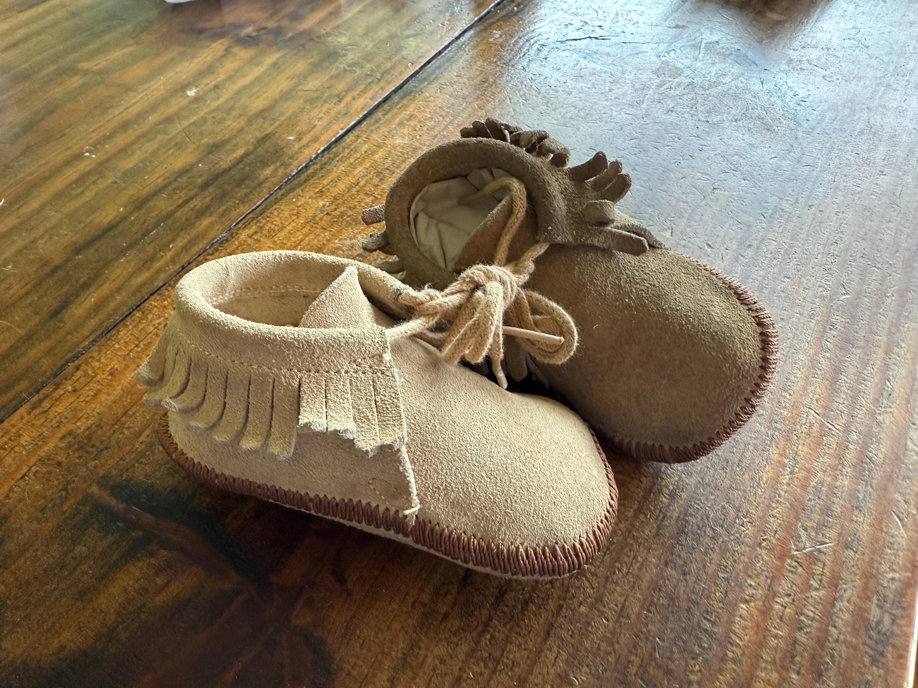 Vintage Minnetonka Moccasin