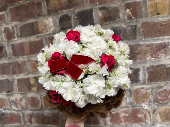 Vintage 50's/60's White Floral Red Velvet Fascina… - image 2