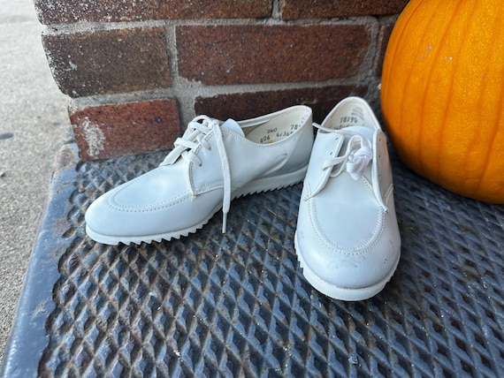 Vintage Dead Stock Unworn 60's/70's White Leather Nurses Tennis
