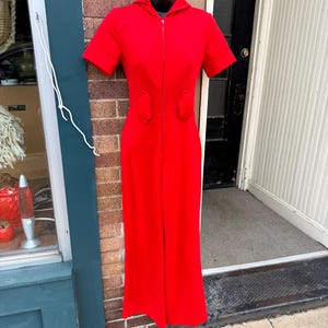 Groovy 70&#39;s Disco Red Petite Hooded Bell Bottom Flare Jump Suit
