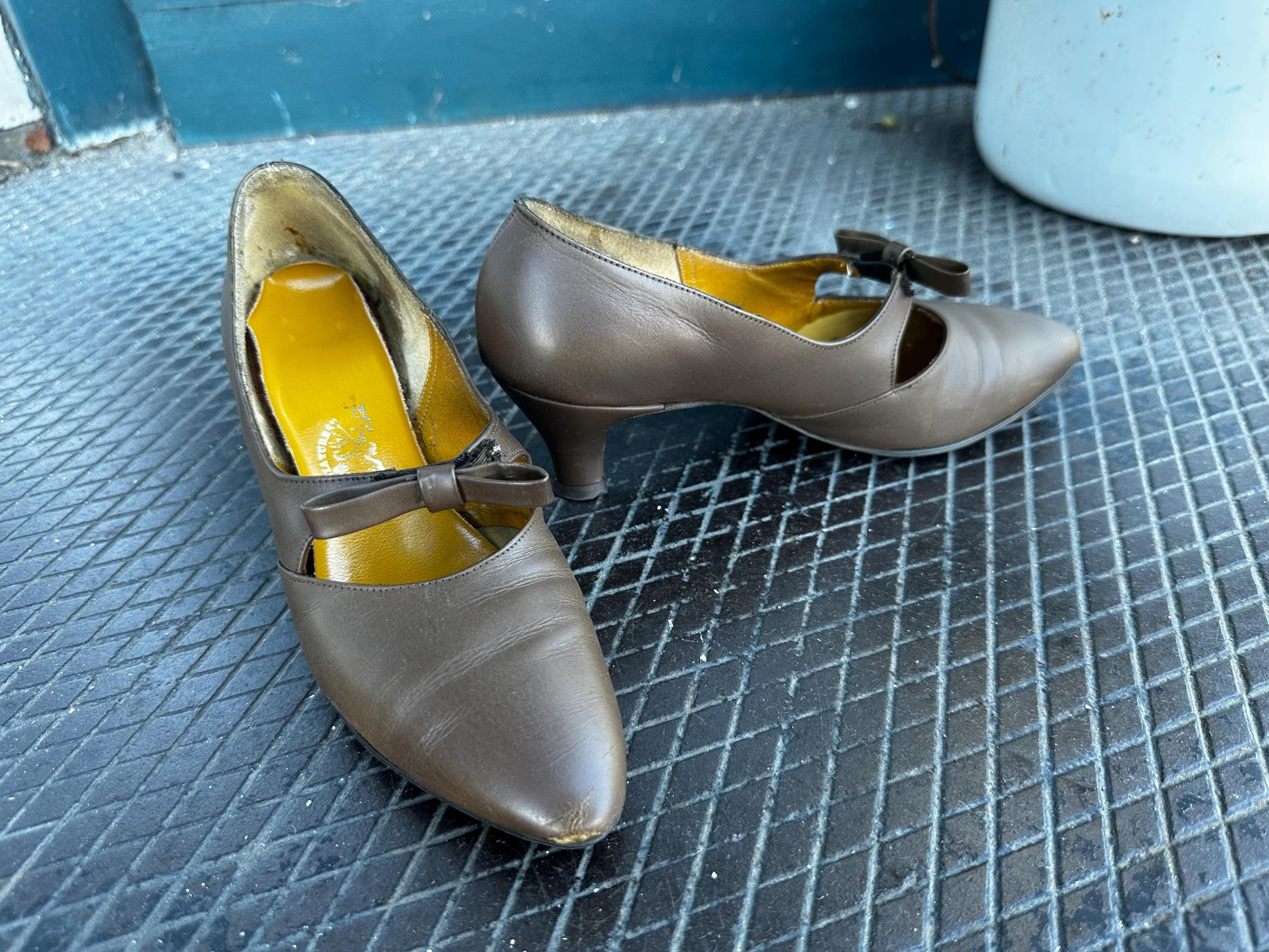 60s Pointed Shoes - Etsy