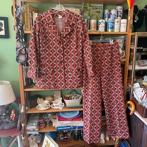 Vintage 70er Jahre Mod Groovy Orange Fett Gemusterter Hosenanzug Disco Freizeitanzug