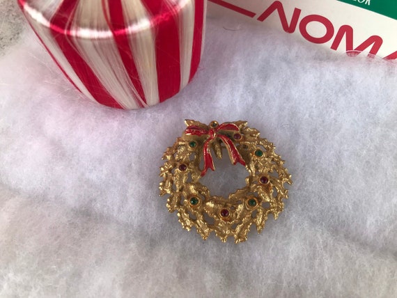Vintage Golden Christmas Wreath Brooch - image 1