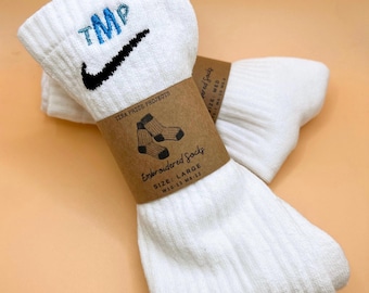 Calzini Nike Dri-Fit personalizzati con monogramma - Calzini sportivi ammortizzati ricamati per tutti i giorni - Calzini da cheerleader personalizzati per squadre e regali