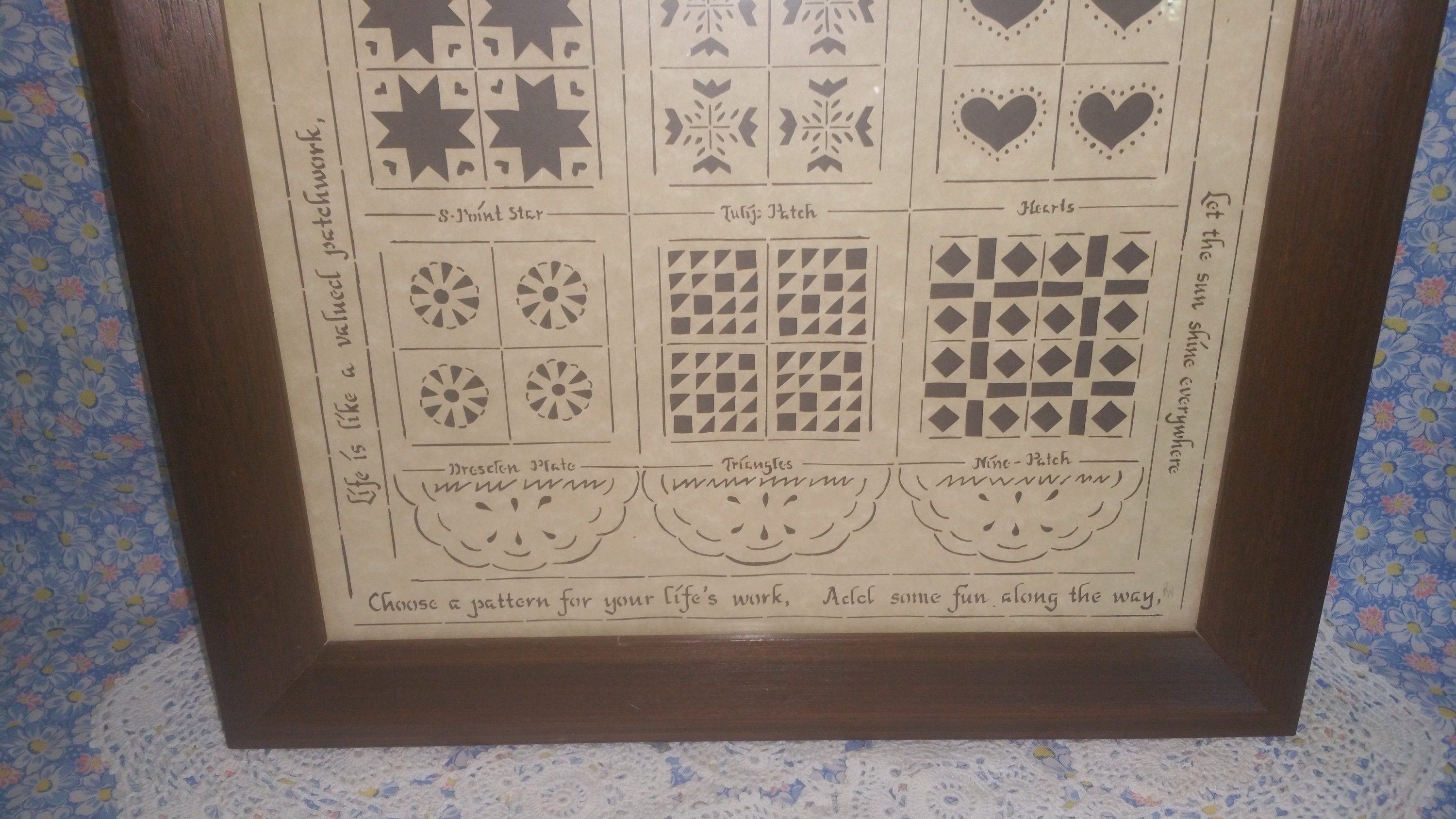 Designs With Scissors Framed Cut Out Design Quilt Patterns Etsy