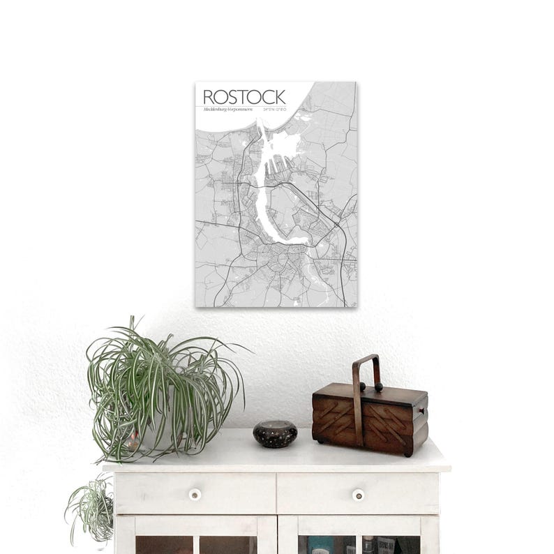 Poster Rostock, Ostsee, Küste, Mecklenburg, Meck-Pomm, M-V, MV, Vorpommern, Urlaub, Illustration Warnemünde, Toitenwinkel, Dierkow, Lütten Klein, Reutershagen, Landkarte, Straßenkarte, Deko, schwarz, Hansestadt Rostock, Souvenir, Kunstdruck, Hansa