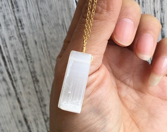 Small selenite crystal pendant,selenite crystal necklace,Gold raw rough selenite crystal, selenite wand pendant, selenite stick,gift for her