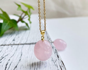 Rose Quartz Necklace, Rose Quartz Pendant, Pink Delicate Necklace, Layering Jewelry, Gift for her, Love Necklace, Mom Gift for Her