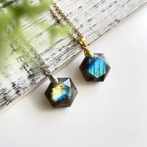 Labradorite hexagram pendant-Healing Natural Stone Yoga Necklace-Energy Stone Moonstone , Birthday Gift, Gemstone Necklace, Christmas Gift