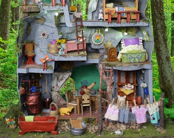 Fairy Dollhouse Apartment Building!  Lighted and Furnished!