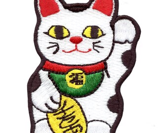 White Lucky Cat Waving Patch Maneki-neko Embroidered Iron On AC5