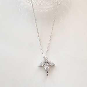 Bridgerton inspired Crystal Pendant necklace, Crystal Pendant, jewellery for Bridgerton fans. With a trace chain in Sterling Silver.