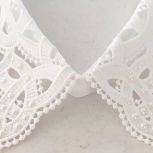 White embellished collar, white collar, net collar,detachable collar, Peter Pan collar, Swarovski faux pearl collar, fake collar,collar bib