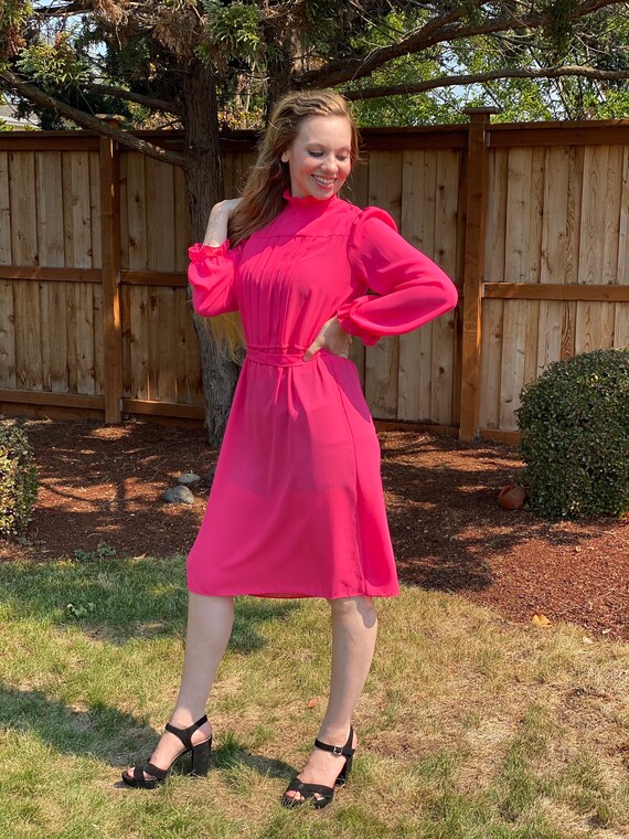 Robe en cr pe rose des ann es 80 par TABBY taille 8 robe l g re