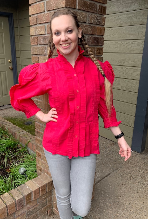 Bright pink puff sleeve top sale