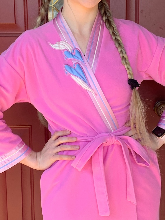 Rare 1990s Chanel CC Pink Robe at 1stDibs  channel robe, pink chanel robe,  chanel women's bathrobe