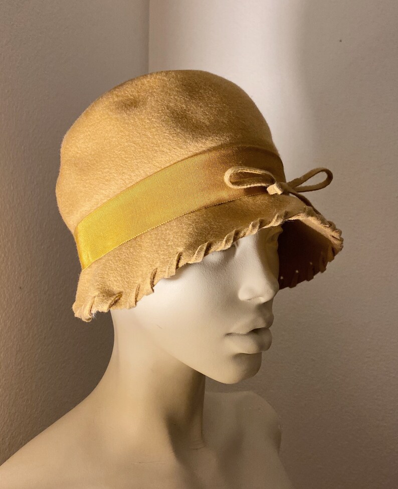 40s Tan Bucket Cloche Hat by Ritz Medium Felt Woven Trim 21.5 Etsy