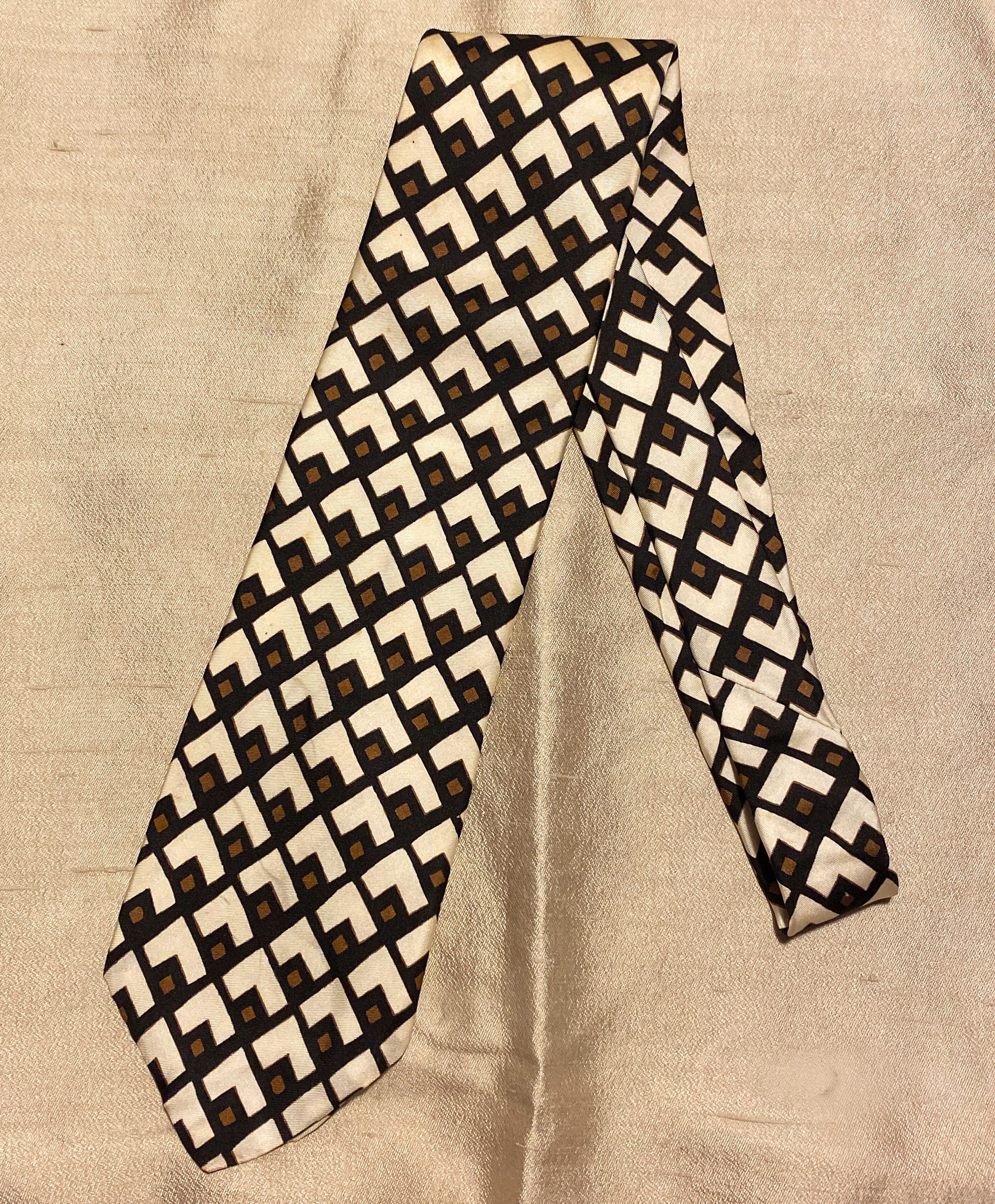 NOS 1960s Geo Vintage Tie