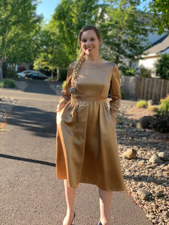 Molly Parnis Boutique