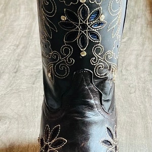 Women Boots, Stylish and Comfort with Mexican Leather