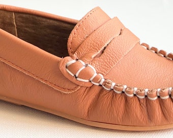 Mocassins en cuir faits main : chaussures sans lacets souples pour garçons, fabriquées au Mexique