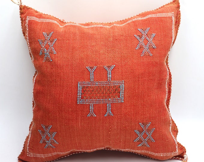 LUXURIOUS RED Cactus Silk PILLOW Cover | Moroccan Lumbar Cushion | 18x18 Handmade Throw