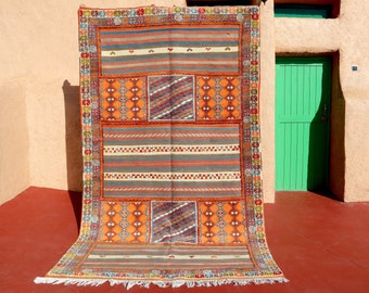 Handwoven Berber Textile - Bohemian Moroccan Decor - 5x9 moroccan rug - Traditional North African Rug - Glaoui and Taznkhet Moroccan Rug