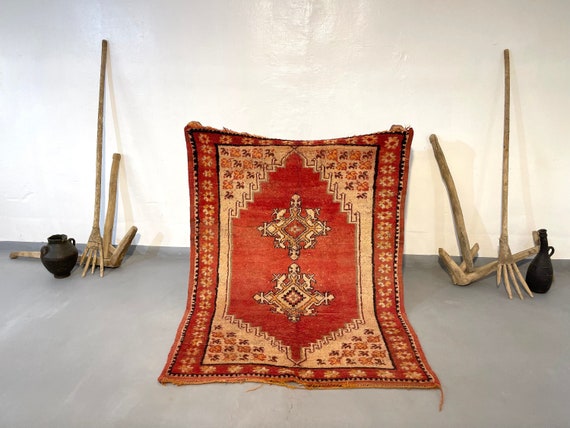 Vintage Boujad rug 4,7 x 5,9 Feet - Red boujad rug - Beni Mguild - Morrocan rug - Vintage Morrocan rug - Berber rug - Wool rug