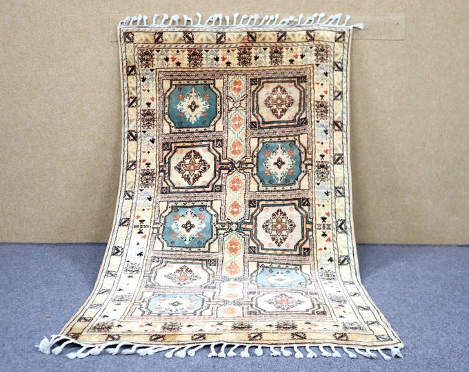 Unique Moroccan Rug 4x6 - Handwoven Rug - Natural Wool Area Rug - Berber Rug For Living Room - High Quality Carpet