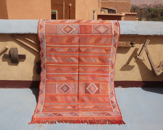 AUTHENTIC MOROCCAN BERBER rug, cactus silk rug, flatweave kilim rug, living room peach rug, boujad rug, azilal rug