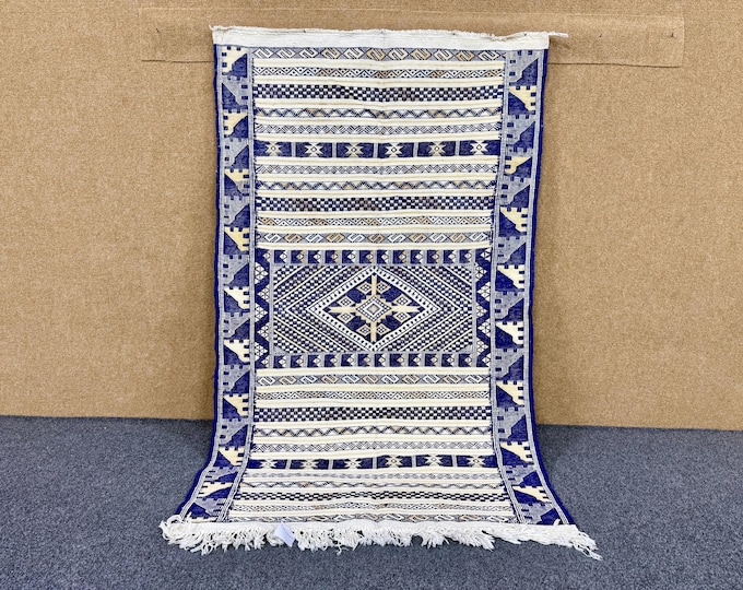 flat weave Kilim 3,2 x 5,2 ft