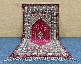 Luxury Moroccan Rug 4x7 – Unique Designs Rug – Traditionally Rug – Handmade Berber Rug – Premium Wool Quality Rug – One of a Kind Decor