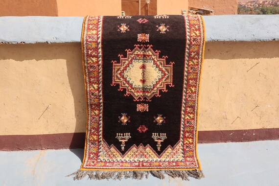 bedouin rug, 3x6 vintage rug , morrocan rug black, amazing morrocan rug, ancient rug, vibrant rug, luxurious rug, taznakht rug