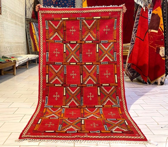 Stunning red Moroccan rug 4 x 7 feet - Berber rug - Akhnif rug - Moroccan area rug - abstract Moroccan rug handmade - 7.2 x 4 feet