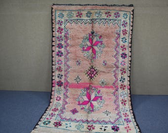 Vintage Heritage (Antique & Vintage Rugs)