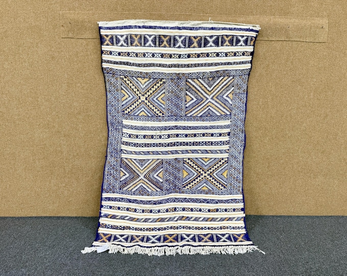 Moroccan Kilim rug 3,2 x 5,4