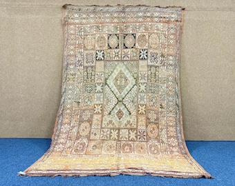 Vintage Boujaad Rug 6x9 ft – Moroccan Handmade Wool Rug – Boho Tribal Carpet – Soft Color Decor – Boho Bedroom or Living Room Rug