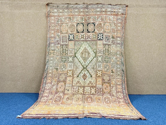 Vintage Boujaad Rug 6x9 ft – Moroccan Handmade Wool Rug – Boho Tribal Carpet – Soft Color Decor – Boho Bedroom or Living Room Rug