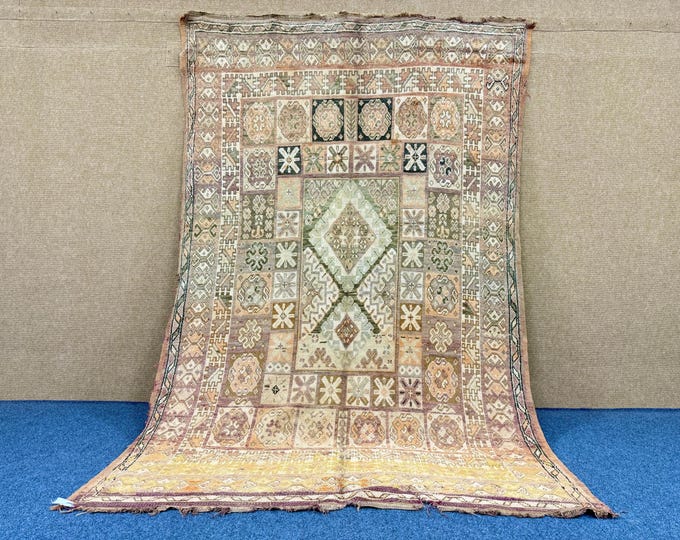 Vintage Boujaad Rug 6x9 ft – Moroccan Handmade Wool Rug – Boho Tribal Carpet – Soft Color Decor – Boho Bedroom or Living Room Rug