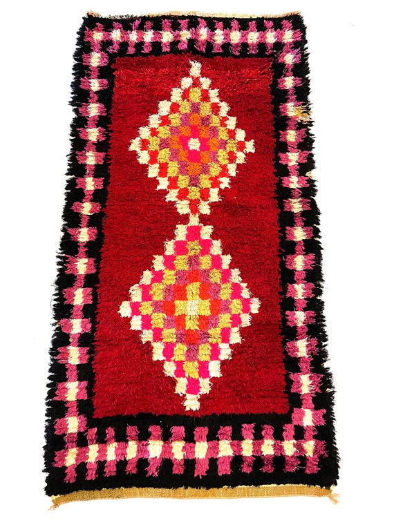 Minimalist vintage rug  3.3 x 6.8 Feet - tribal rug - Boucherouite Rug - handmade rug - Berber Rug - Vintage Runner rug - 3.3x 6.8 feet