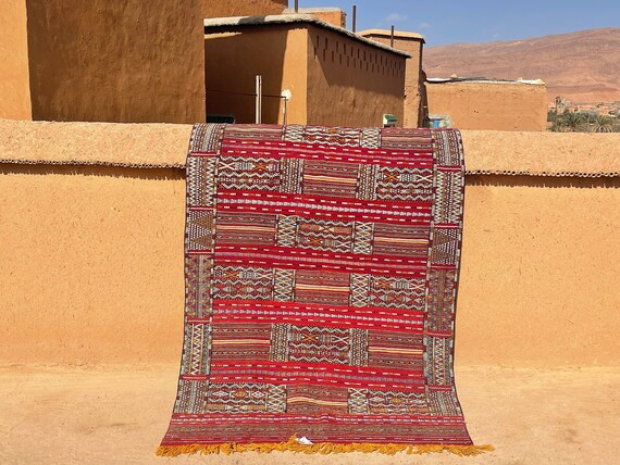 AMAZING MOROCCAN KILIM 4x7 rug, red moroccan rug, flat weave kilim rug, vintage beni mguild rug, nomad rug