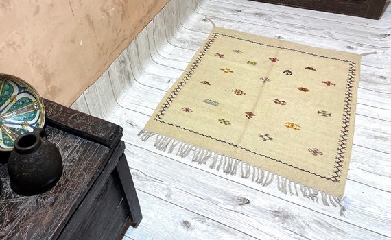 Moroccan flat weave rug handmade akhnif area rug - 115 x 98 CM