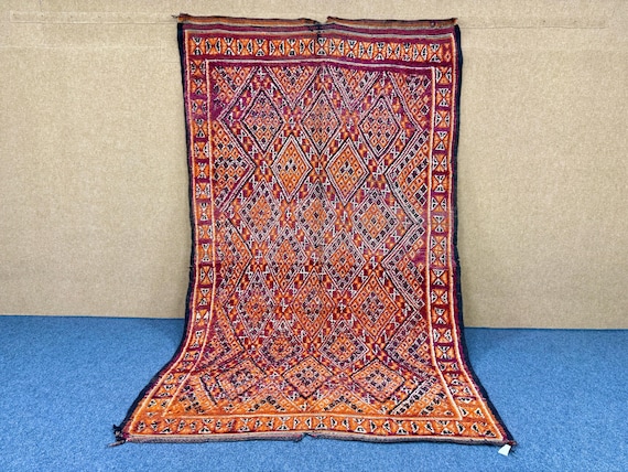 vintage boujaad rug 10,5 x 6,4 ft