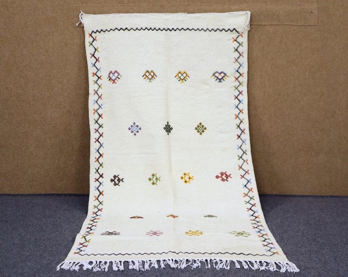 Vibrant White Akhnif 3x6 Rug - Handwoven Moroccan Rug - Berber Rug For Living Room - Flat Weave Tribal Boho Rug - Natural Wool Area Rug