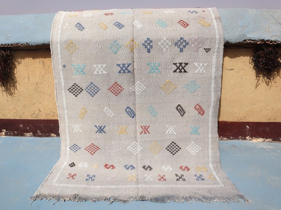 AMAZING GRAY MOROCCAN rug - cactus silk rug, 3x5 rug, handmade rug, flat weave rug, kilim rug, authentic moroccan rug