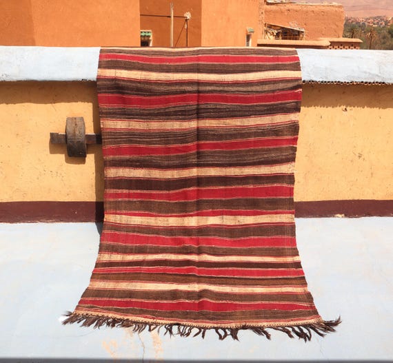 Vintage Moroccan Rug: Unique 5x8 Boujaad & Beni Mguild Handmade Flat Weave Rug
