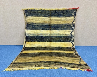 Yellow Vintage Moroccan Rug 5x7 – Beber Rug – Traditionally Rug– Vintage Tribal Wool Carpet – Timeless Berber Design Carpet – Free Shipping