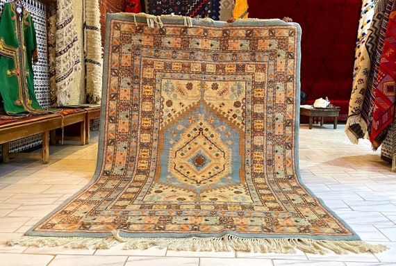 Vintage Moroccan area rug royal berber moroccan carpet handmade - 8.6 x 5.6 feet