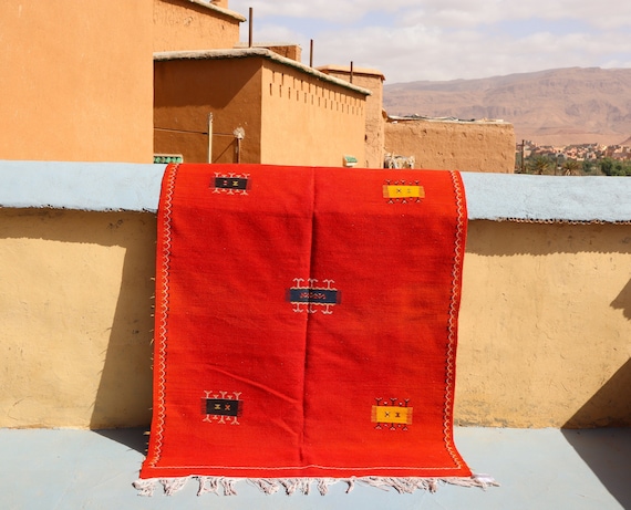 Moroccan rug minimalist - Orange Kilim - Flat-Weave Rug - wool berber rug - Ethnic Rug - Boho Rug  - Akhnif rug - Traditional Rug